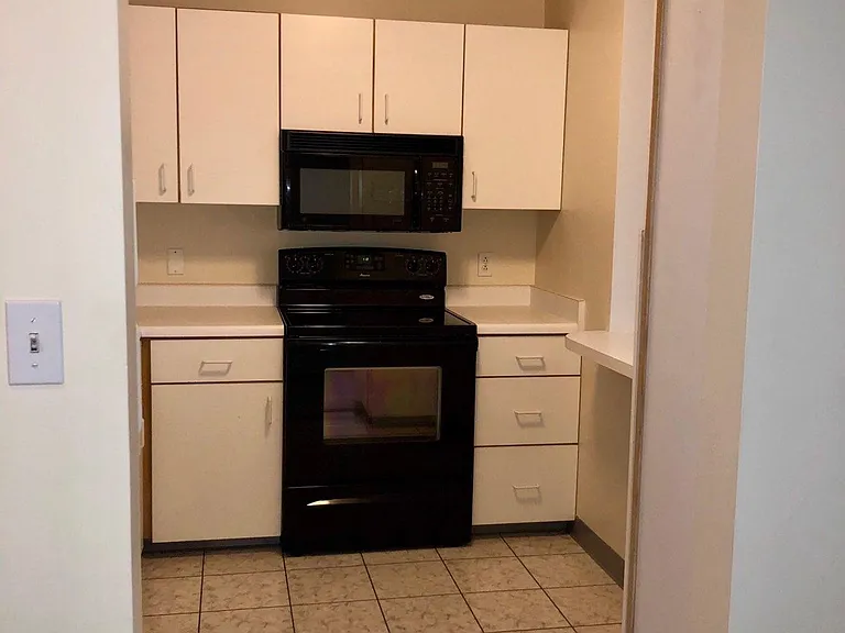 1660 N Prospect Ave #18 — Photo 12