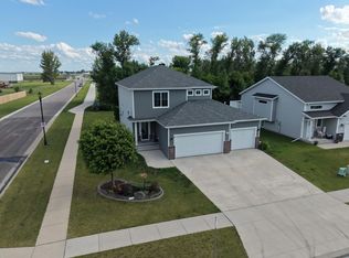 6204 63rd Ave S, Fargo, ND 58104