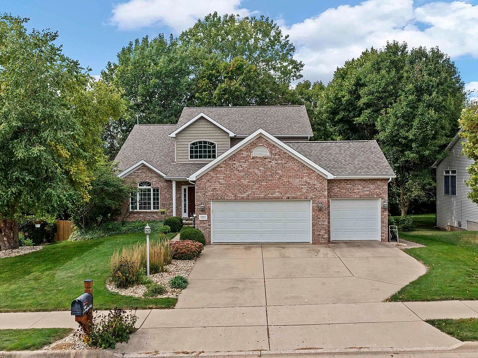 1st image of 7007 N Bradford Pl