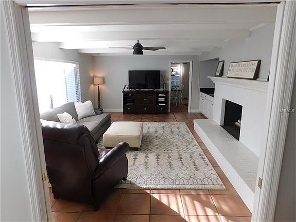 4th image of 400 N Timbercove