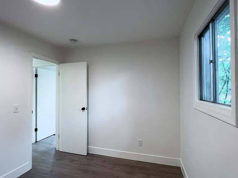 3914 SE 13th Ave — Photo 16