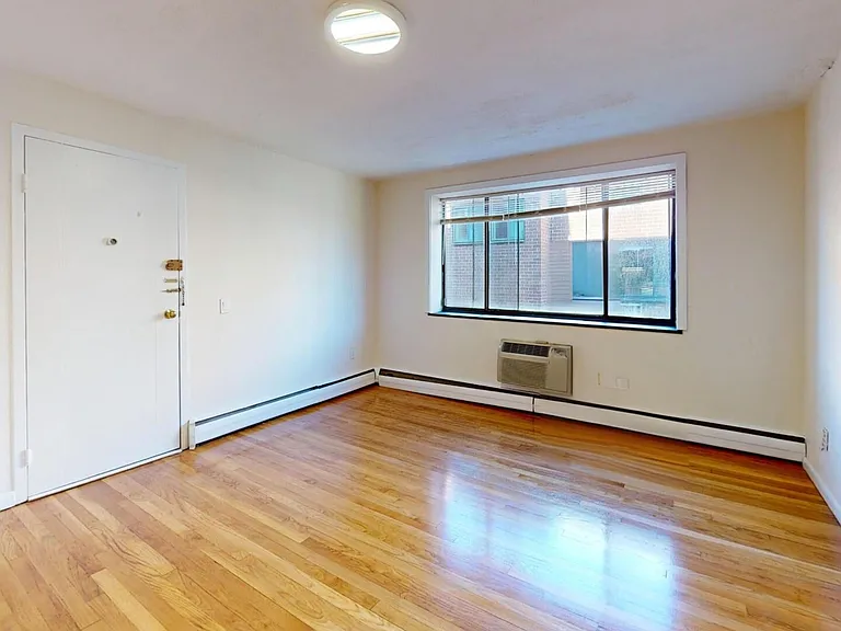Babcock-Parkman Apartments — Photo 23