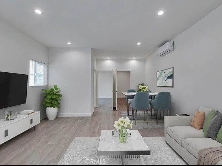 6744 Radford Ave — Photo 38