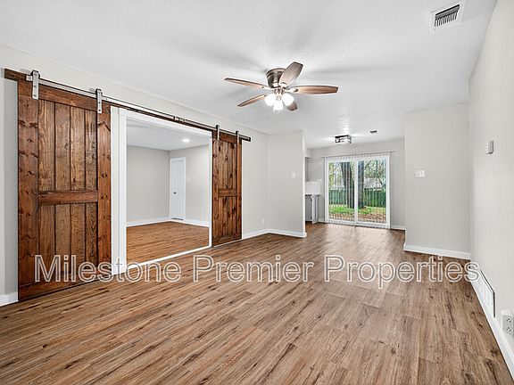 5th image of 218 E Kansas St #1