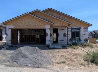 525 S Oasis Loop, East Wenatchee, WA 98802