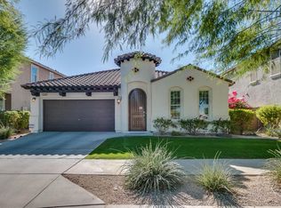 2209 E Grenadine Rd, Phoenix, AZ 85040