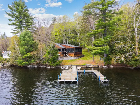 16 Tabert Lane, Belgrade, ME 04917