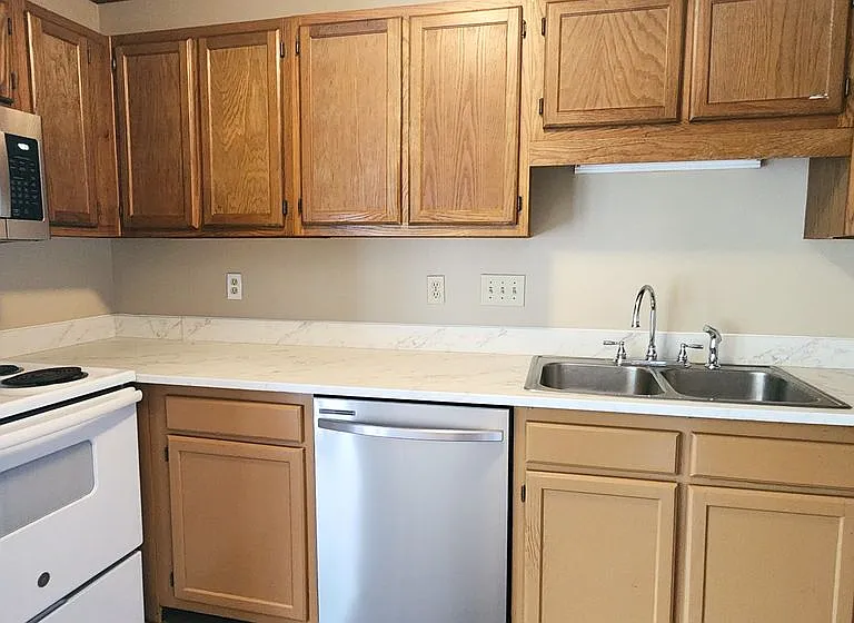 5706 Chalmers Ct — Photo 5