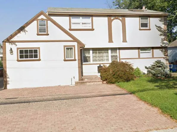 75 Merrick Ave, East Meadow, NY 11554
