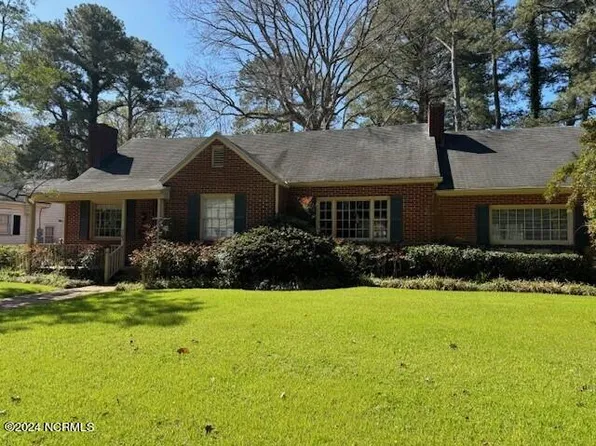 703 South Street W, Ahoskie, NC 27910