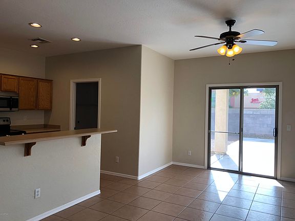 5th image of 17041 W Carmen Dr