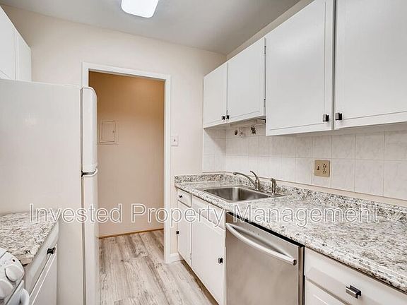 4th image of 1111 Ash St APT 508