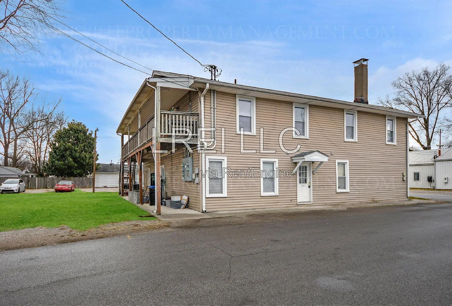1 bed, 1.0 bath, 750 sqft, $799 — Photo 1