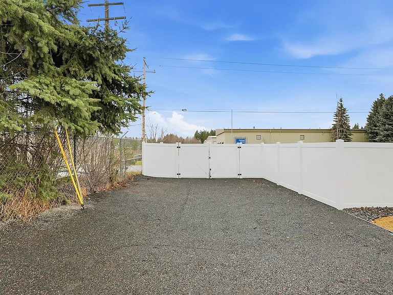 3440 N Huetter Rd #1 — Photo 23
