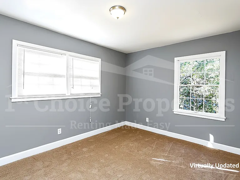 500 15th Ave NW — Photo 12