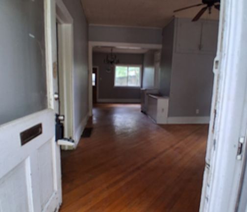 3rd image of 718 Harrison St
