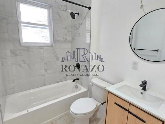 4th image of 147 Lexington Ave #2C
