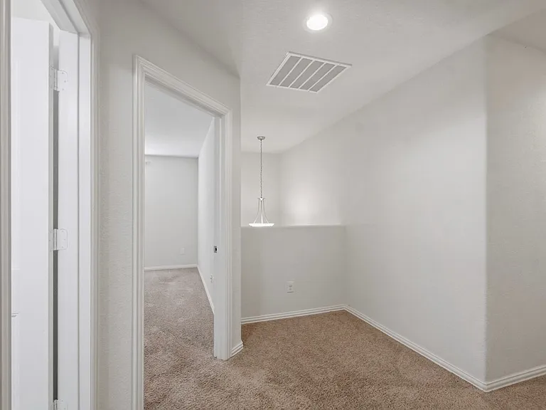 6910 Kate Reed Dr — Photo 37