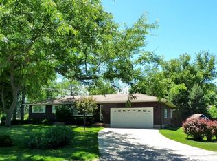 W903 Pell Lake Dr, Genoa City, WI 53128