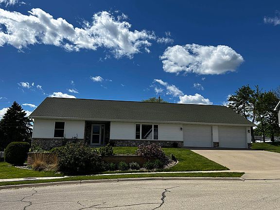 2nd image of 3045 Indiana Ct