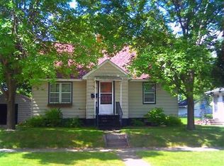909 12th Ave N, Saint Cloud, MN 56303