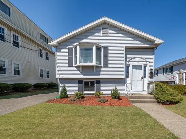 127 Lynn St, Peabody, MA 01960