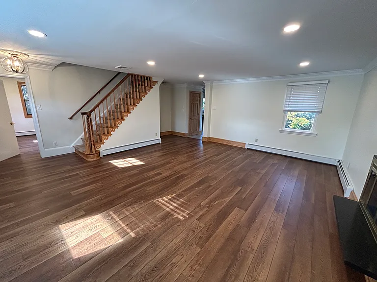 712 Arlington Rd — Photo 4
