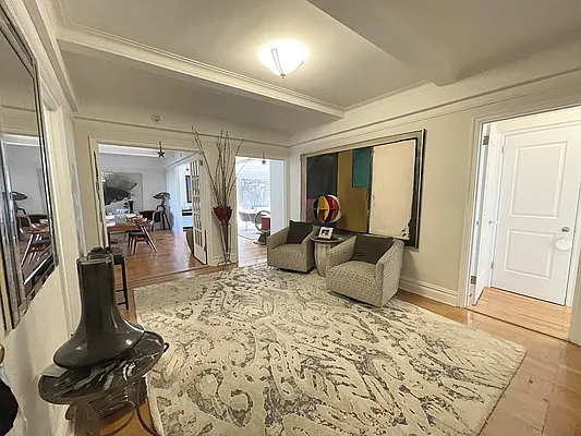 Rented by Rachel Realty | media 2