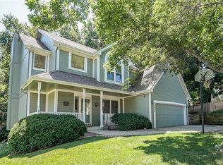 2408 SW Whispering Creek Ct, Blue Springs, MO 64015