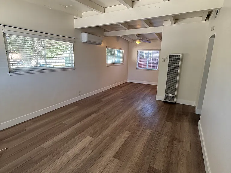 38933 Rambler Ave — Photo 2
