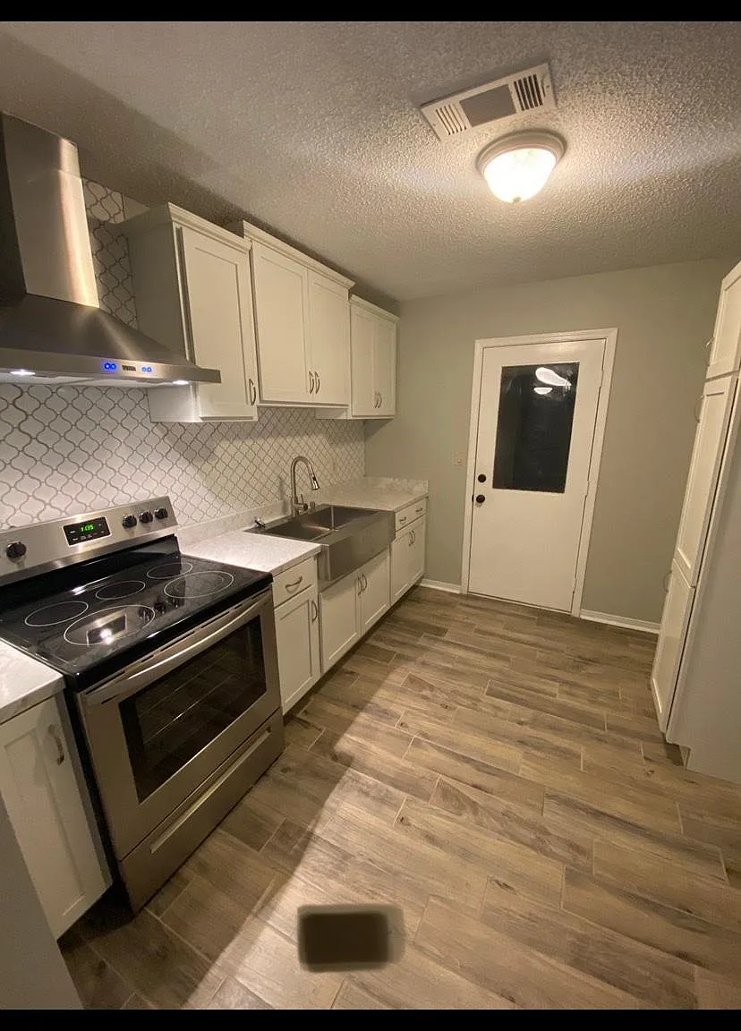 4272 Del Prado Cir — Photo 3