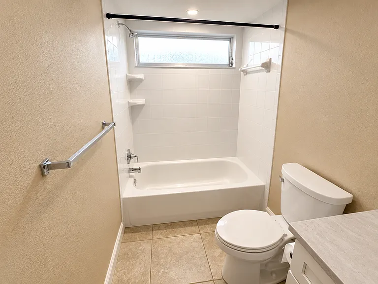 2958 Dundee Dr — Photo 5