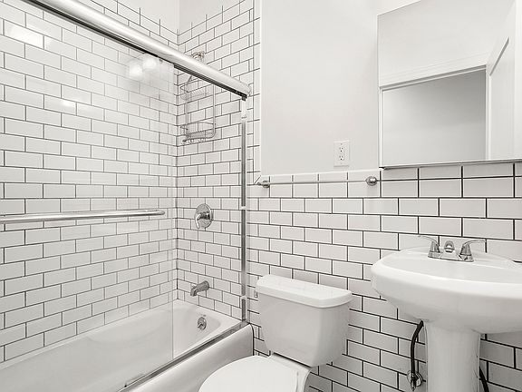5th image of 1827 2nd Ave APT 4S
