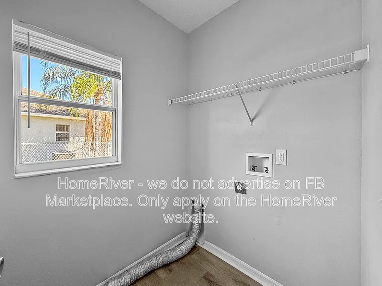 503 Hummingbird Ct — Photo 10