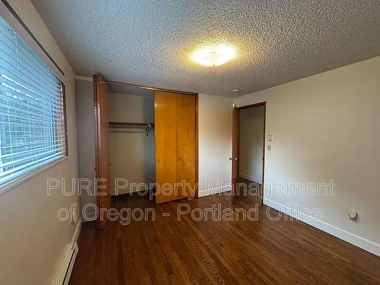 307 N Mason St — Photo 13