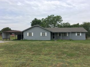 2031 S Harrah Rd, Harrah, OK 73045