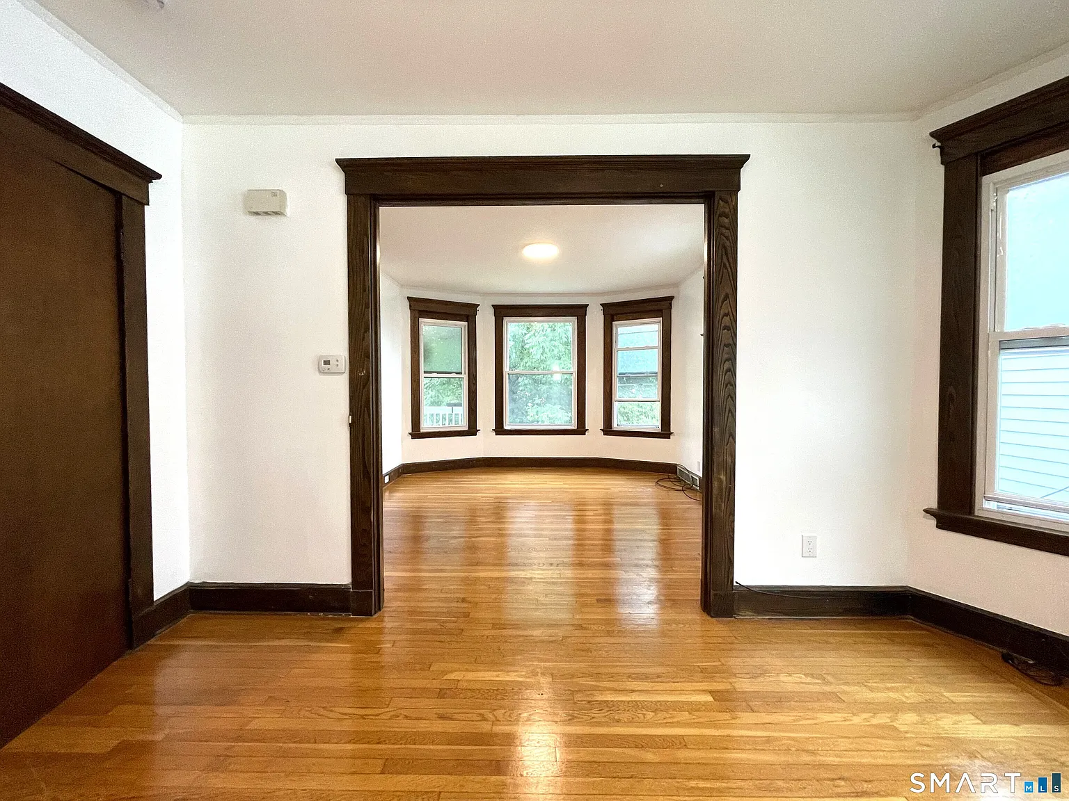 2 bed, 1.0 bath, 1196 sqft, $2,250 — Photo 3