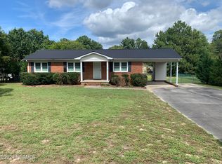 1708 McDonald Ave, Hamlet, NC 28345