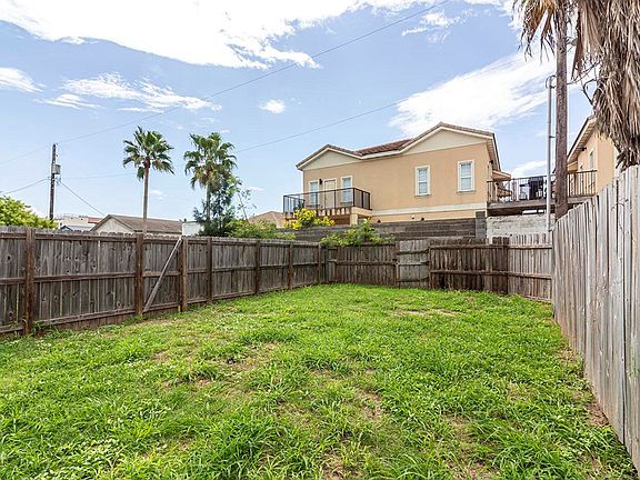 4th image of 107A E Cora Lee Dr