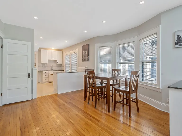 818 Maryland Ave — Photo 12