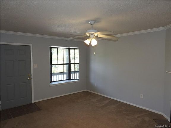 3rd image of 3636 Greenacres Dr