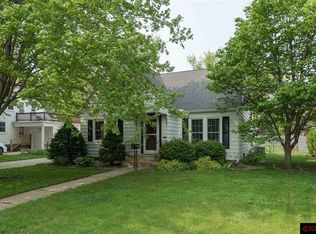 815 2nd Ave NE, Waseca, MN 56093