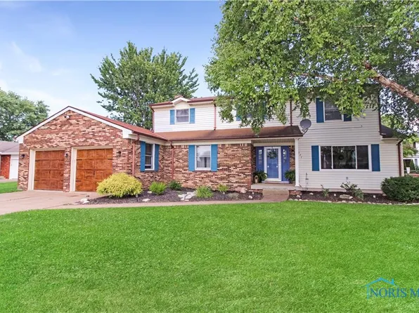 727 Kaspar St, Port Clinton, OH 43452