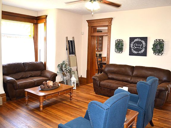 3rd image of 116 W North St