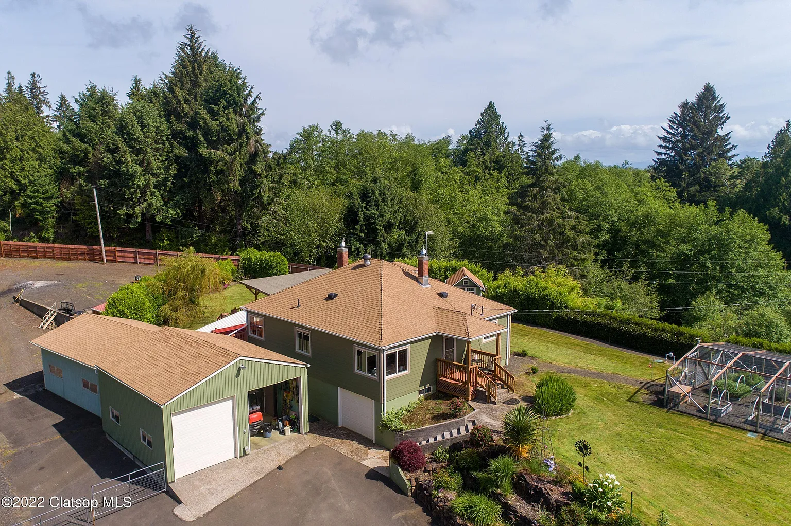 38120 Highway 30 photo 1