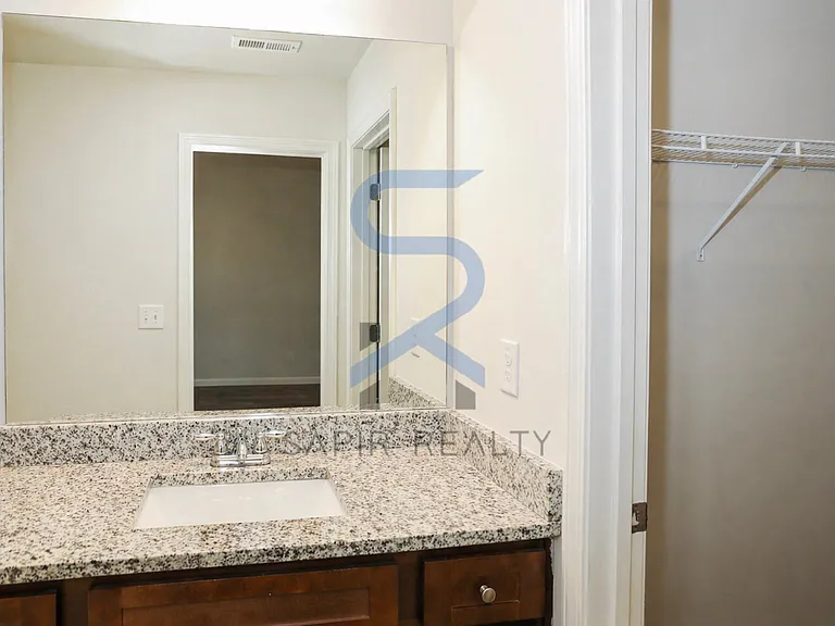 1545 Iris Walk — Photo 15