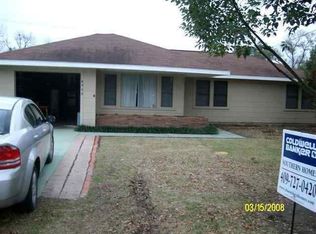 5920 Jackson St, Groves, TX 77619