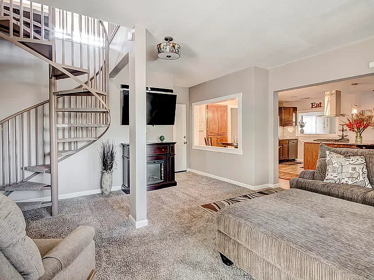 13509 Pierce Arrow Rd NE — Photo 33
