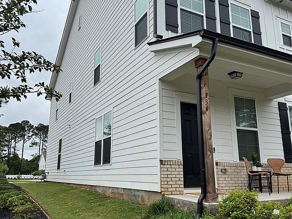 3rd image of 734 Herlong Ave