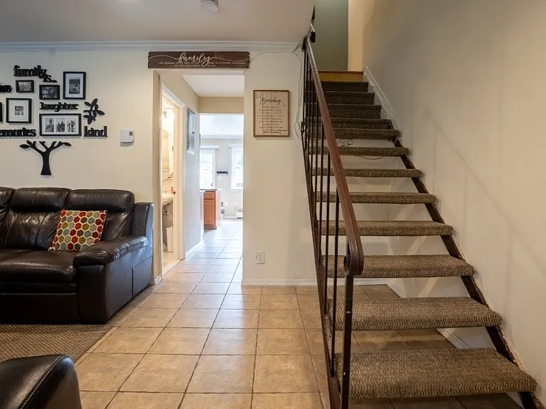 204 Old Country Rd #204 — Photo 5